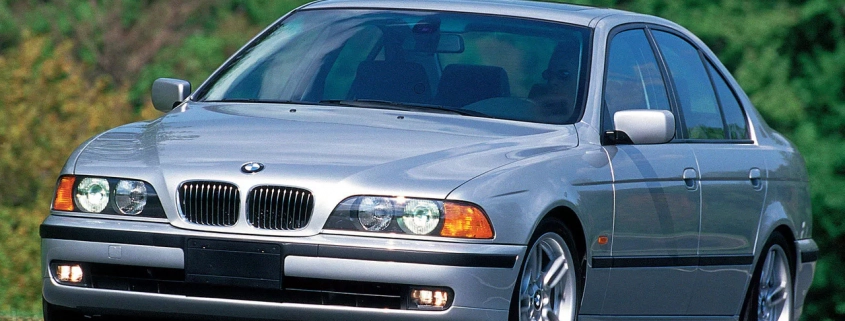 bmw_540i-sedan-e39-1996-2003_r7-845x321